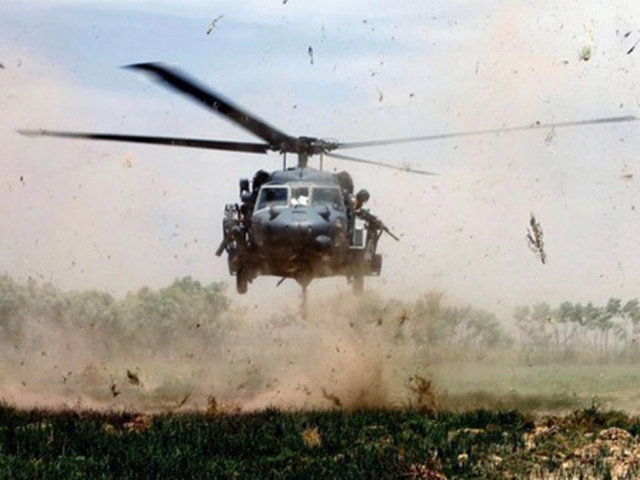 12 Ocak 1995 S-70 helikopter kazası: - Diyarbakır bölgesinde görev uçuşu icra etmekte olan Jandarma Genel Komutanlığı'na ait bir S-70 helikopteri teknik bir arıza sebebi ile mecburi iniş yaptı. Kazada 6 asker şehit oldu.