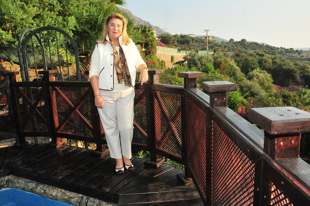 NESLİHAN TAKİ