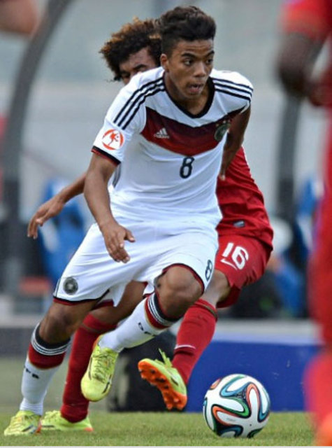 Benjamin Henrichs / Bayer Leverkusen / Almanya / 23 Şubat 1997 / Orta saha