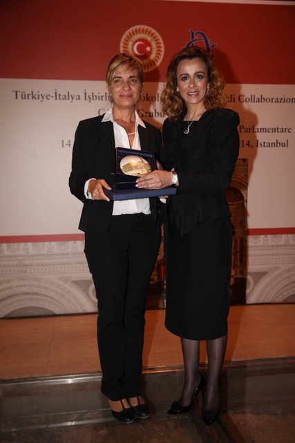 CATHERINA PES, ZEYNEP KARAHAN USLU