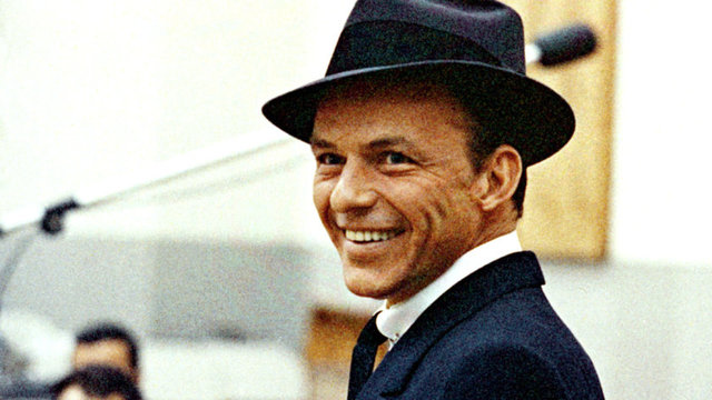 Viskiyle ömrü boyunca yaşadığı samimiyet yüzünden, ailesi Frank Sinatra'nın mezarına "yolluk" olarak bir matara Jviski koymanın uygun olacağını düşündü.