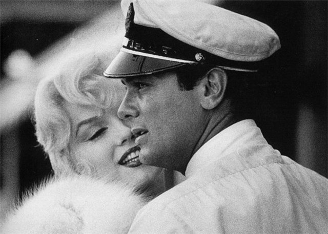 2. Tony Curtis - iPhone