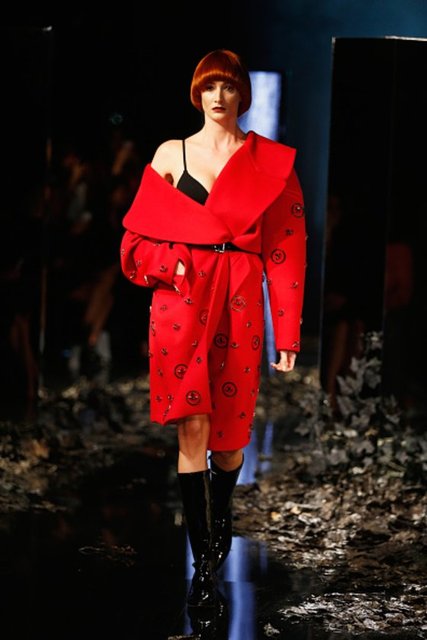 Ortalama maaş 32, 929 dolar yani yaklaşık 75 tl.