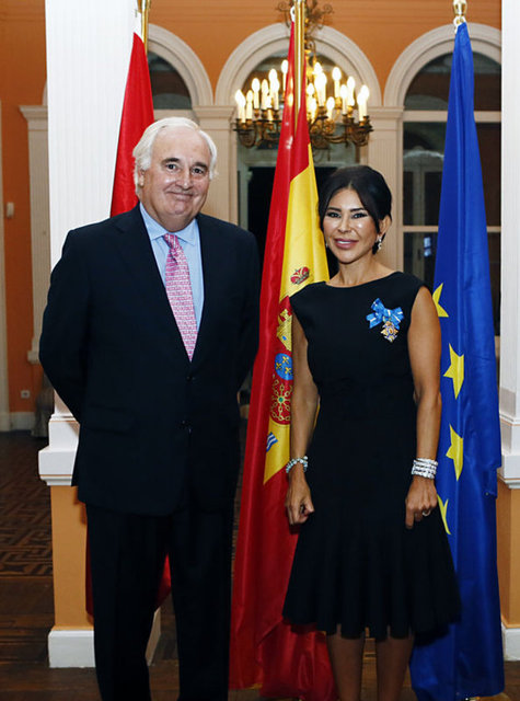 SUZAN SABANCI DİNÇER
