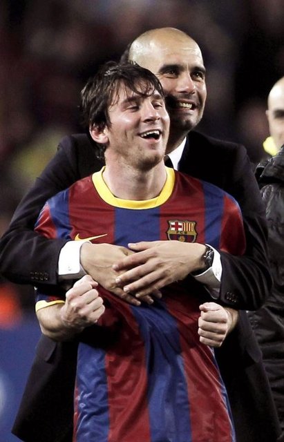 -  - 51 maç 38 gol 17 asist