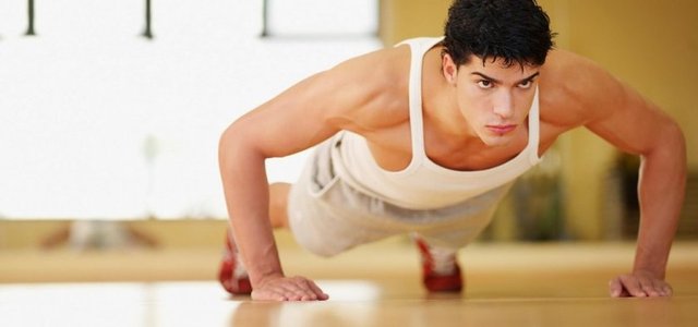 2. Sporcu: Asi, atletik ama aynı zamanda disiplinli. Kusursuz bir vücut.