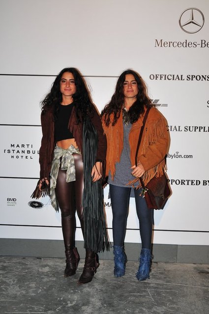 RAISSA, VANESSA
