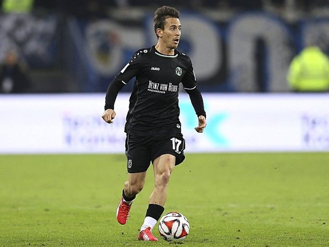 Joao Pereira ( Hannover 96)