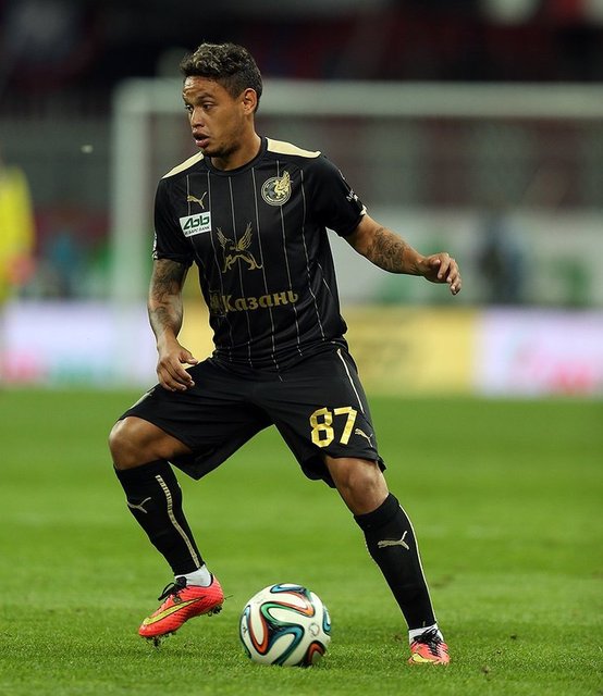 Carlos Eduardo (Rubin Kazan)