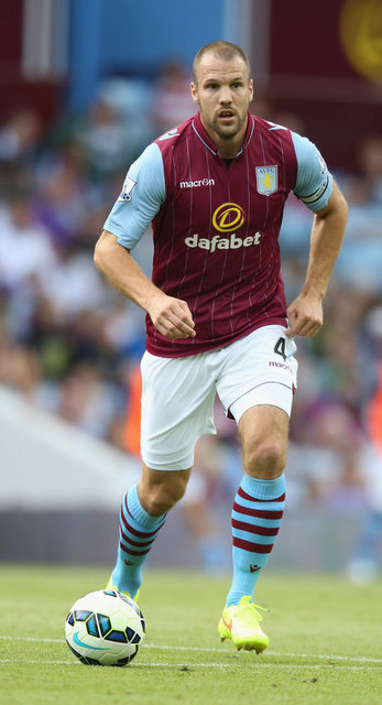 Ron Vlaar (Aston Villa)