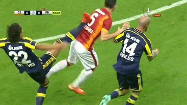 -Bruno Alves takıma ihanet etmiştir.