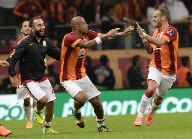 -Sneijder heykeli dikilecek adam