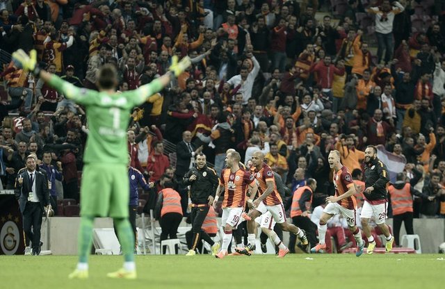 -Adamsın Sneijder yüzüm senin sayende güldü