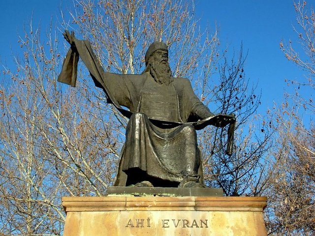 50. KIRŞEHİR - Ahi Evran Heykeli
