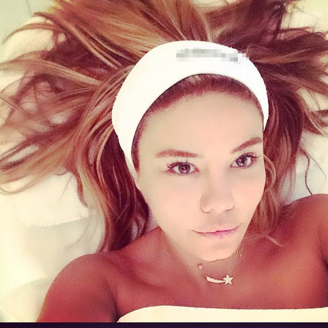 ESRA BALAMİR  - Cildimize iyi bakalım