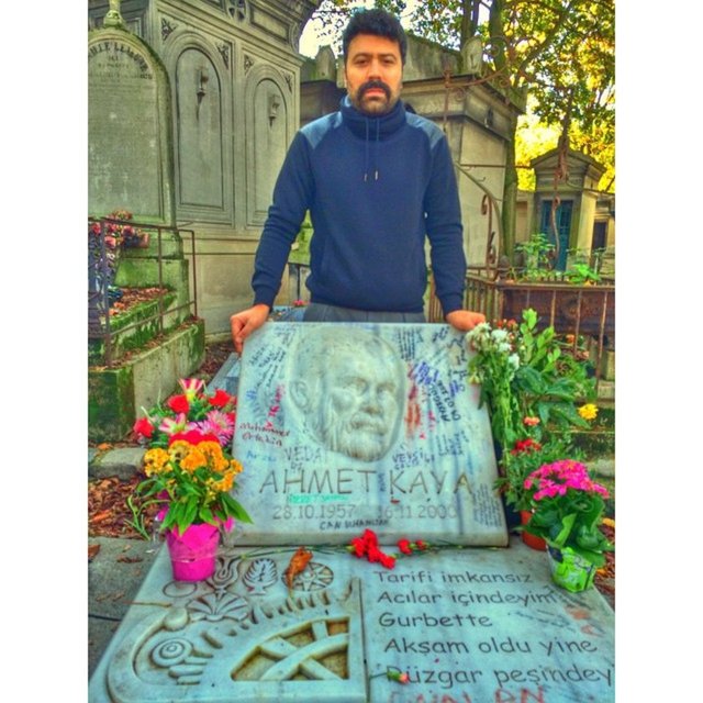 BÜLENT PARLAK  - Ahmet Abinin selamı var...