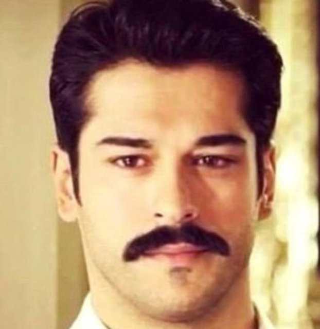 Burak Özçivit