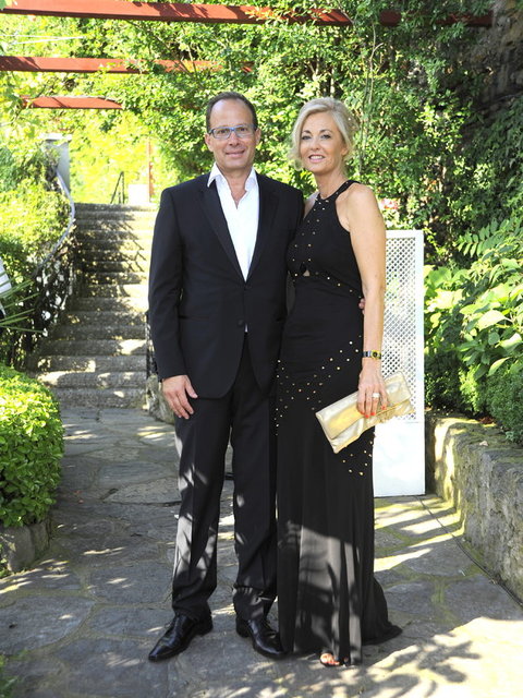 ÖZGÜR REMZİ, JANE REMZİ