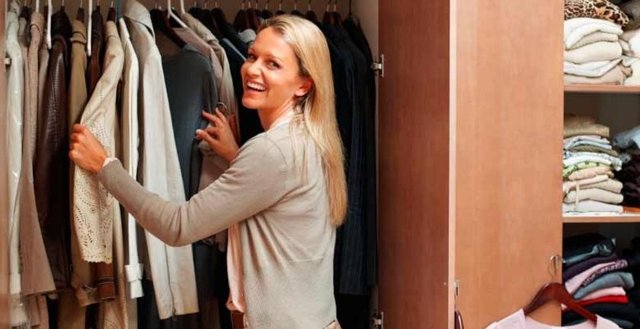 Böylece gardıroptaki kıyafetlerin kalabalığına aldanmaz, net ihtiyacınızı daha iyi görebilirsiniz.