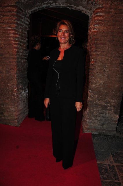 YONCA EBUZZİYA