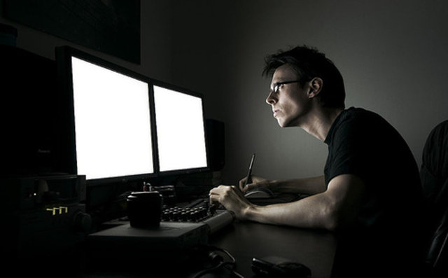 Yapılan araştırmalara göre çalışma saatleri gece geç saatlerde olan kişiler, erken kalkan kişilere göre daha yaratıcı fikir ve çözümler üretebiliyor.