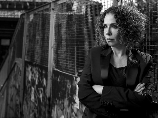 Zeynep Özbatur ATAKAN