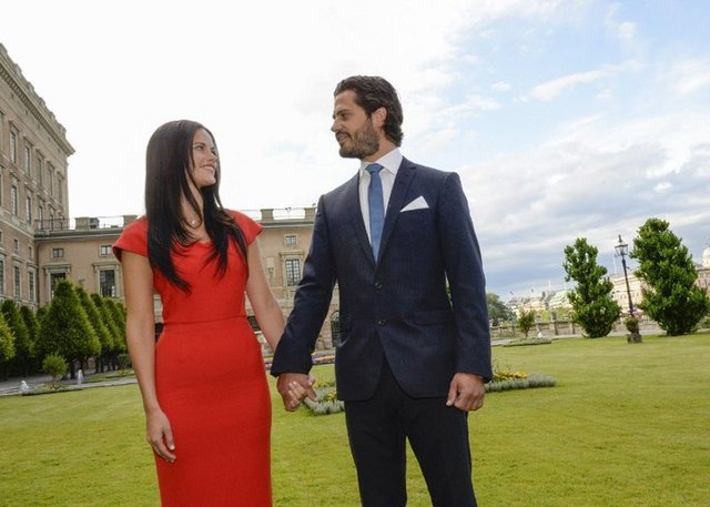 Prens Carl Philip'in kız kardeşi Prenses Madeleine, 2 yıl önce peri masallarını andıran bir düğün töreni ile evlenmişti.