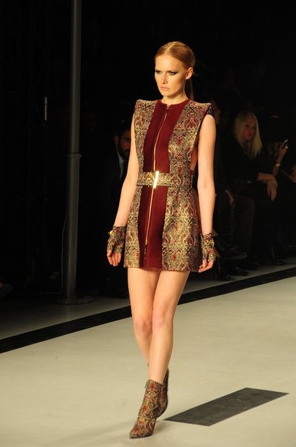 Deri: -  - Deri 2015 yaz sezonunda yine başroldeydi.