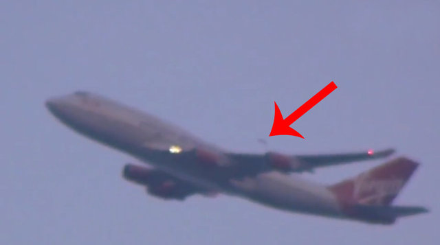 Bir anda gökyüzünde beliren cisimin yolcu uçağından çok daha hızlı olduğu görüldü.
