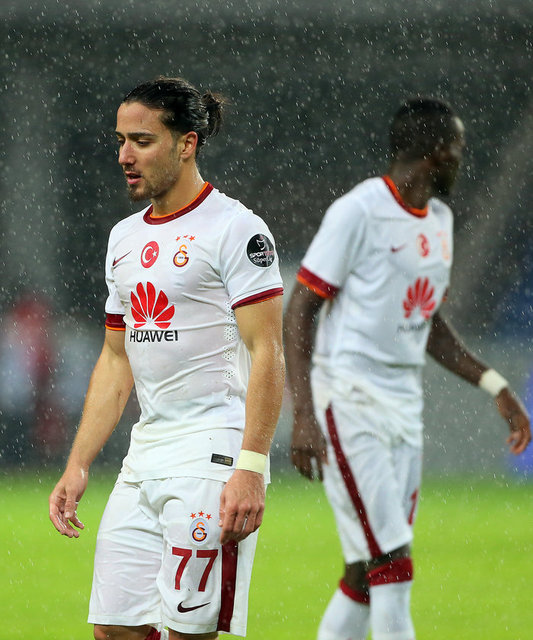 - Albayrak'ı üzen, formayı katleden oyunculardan utanıyorum, üzülemiyorum çünkü Galatasaray bu değil -