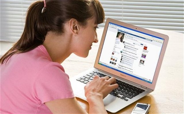 18. Facebook'ta oyun oynamak