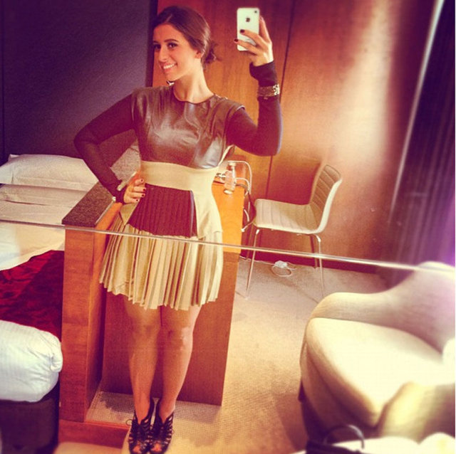 Diğer takipçileri de Terim'i destekledi. Yazışmanın ardından Buse Terim yazdığı yorumu sildi.