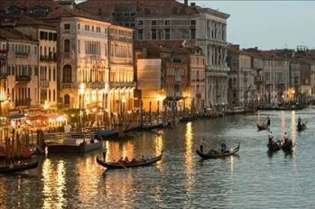 11- İtalya -  - Üstün zekalı kişi sayısı 609 bin.