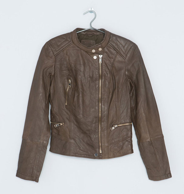 Bershka 339.95 TL.