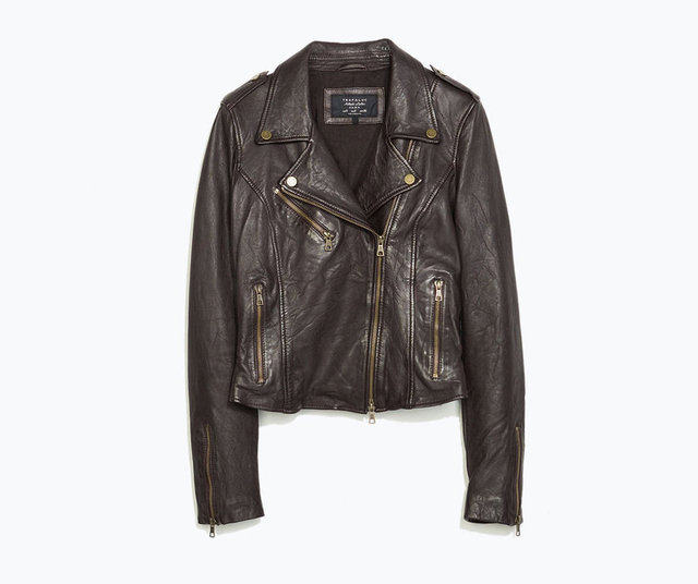 Zara 429.95 TL.