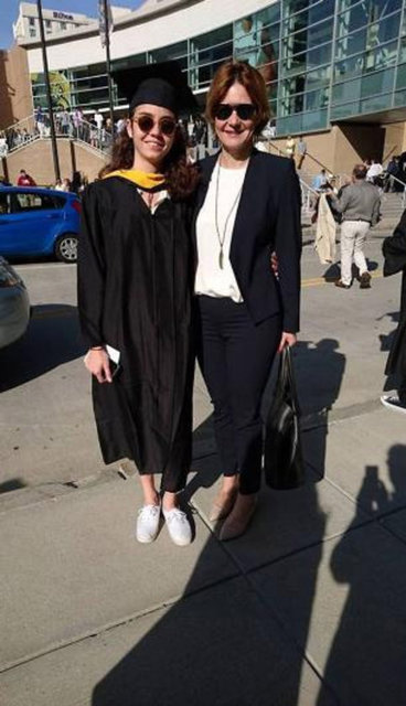 Berfin Erdoğan, daha önce baba mesleğiyle ilgili soruya "Eğitimini aldığım işi yapmak istiyorum" yanıtını vermişti.