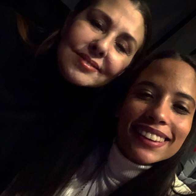 Nilüfer ve kızı Ayşe Nazlı