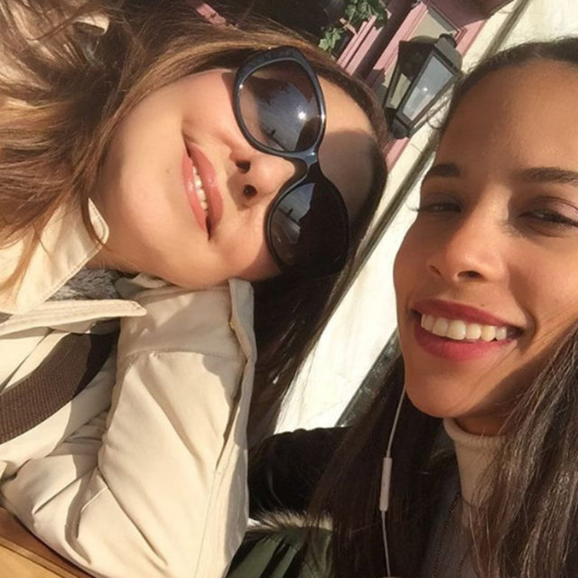 Ünlü sanatçı Nilüfer'in kızı Ayşe Nazlı bu yıl liseden mezun oluyor. -  