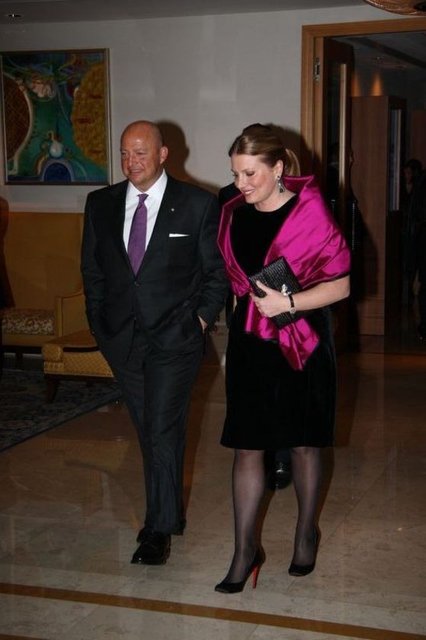 CAROLINE - MUSTAFA KOÇ