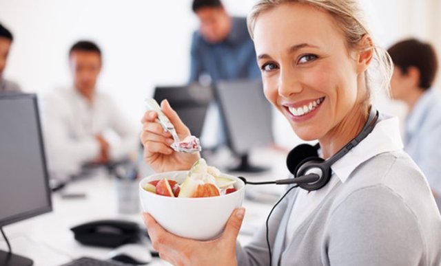 Dyt. Şefika Aydın Selçuk, yaz döneminde sağlıklı bir şekilde verilen kiloların kışın korunması için şu önerilerde bulundu.