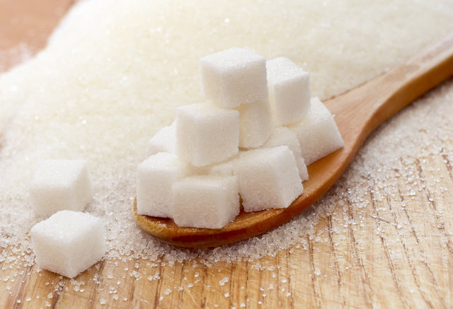 Aşırı şekerli gıdalardan kaçınılmalı, ayçiçek yağı soya, Fındık, zeytinyağı almaya dikkat edin. Yarım yağlı süt, yarım yağlı ev yapımı yoğurt, yağsız kırmızı et baklagiller balık ve tavuk eti tercih edin.