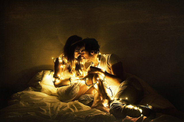 "Işıklar açık kalsın", bir erkeğin duymak isteyeceği cümlelerin başında geliyor.