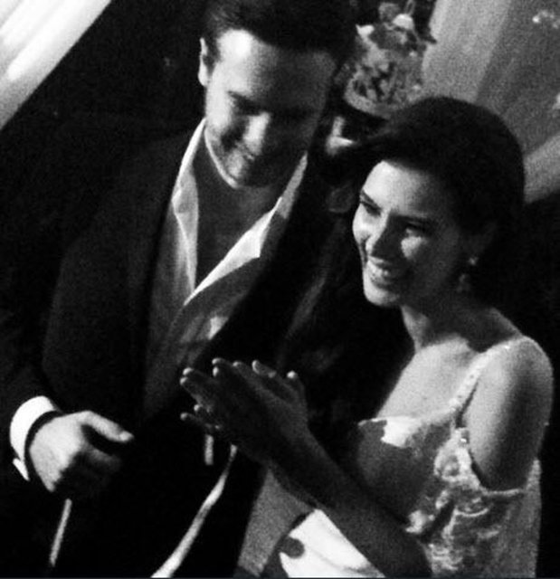 Bergüzar Korel, Pelin Karahan gibi oyuncu arkadaşları da Şendil ve Sağyaşar'ı bu özel günlerinde yalnız bırakmadı. Ünlü isimler gecenin fotoğraflarını Instagram hesaplarından paylaştı.