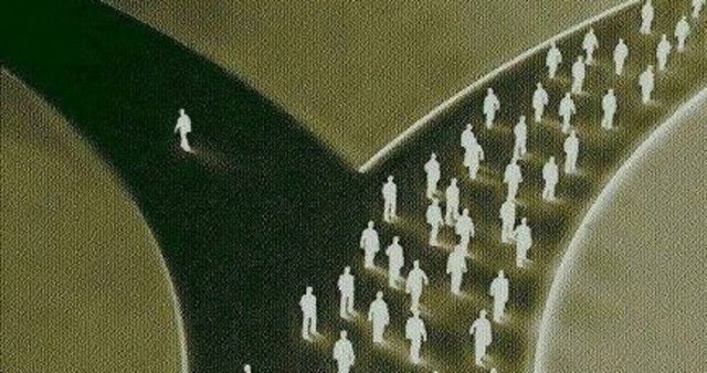 Risk almaktan çekinmeyin. Bir öğretmenimin dediği lafı hiç unutmam: