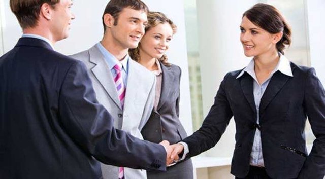 Tam düşüşe geçtiğimiz sırada daha da güçlenip ayağa kalkmak zor görünebilir ama asla imkansız değil. Bunu unutmayın!(COSMOPOLITAN TÜRKİYE)