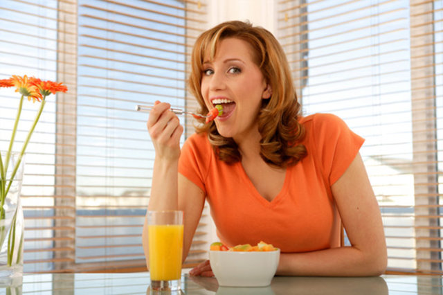 3-Günahsız atıştırmalıklar: Sık besin tüketilmesi kilo alımına neden olabilir.