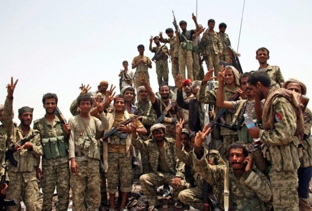 Yemen'in savunma bütçesi 1.4 milyar dolar. Cephede çalışacak 66 bin 700 aktif personeli var. 1,260 tankı ve 181 savaş uçağı var.