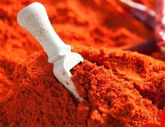 Acı yemek, kalori yakmasının yanı sıra iştahınızı da frenlemeye yardım eder.