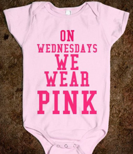 "Çarşamba günler pembe giyiniyoruz"