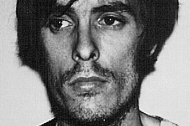 'Sacramento Vampiri' olarak bilinen Richard Chase 1977 ve 1978 yılları arasında 6 kişiyi öldürüp kanını içti.